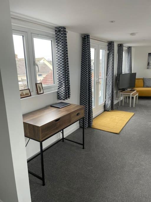 Seascape - Stylish Modern Apartment Barton on Sea Eksteriør bilde